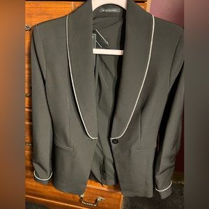 Elie tahari blazer